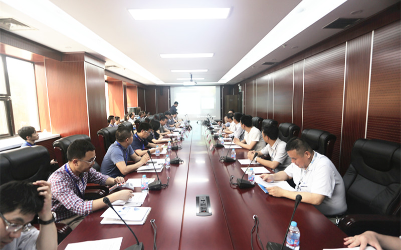 参观座谈.jpg 参观座谈.jpg